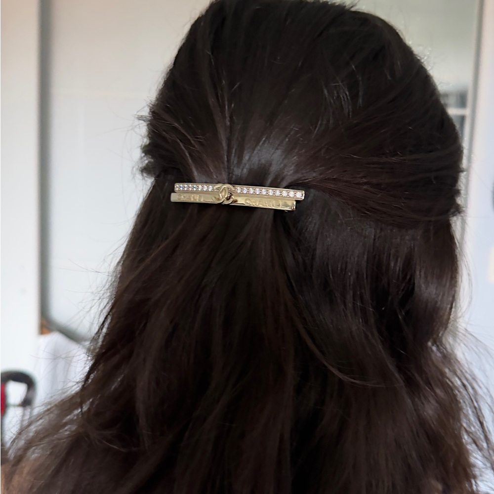 Original Channel hair barrette clip.